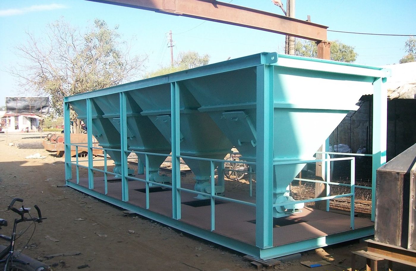Multi-outlet storage hopper fabricated by RG Steel Crafts